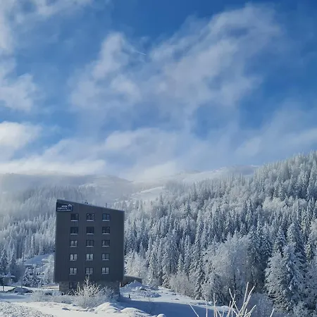 Monte Nuovo アパート *